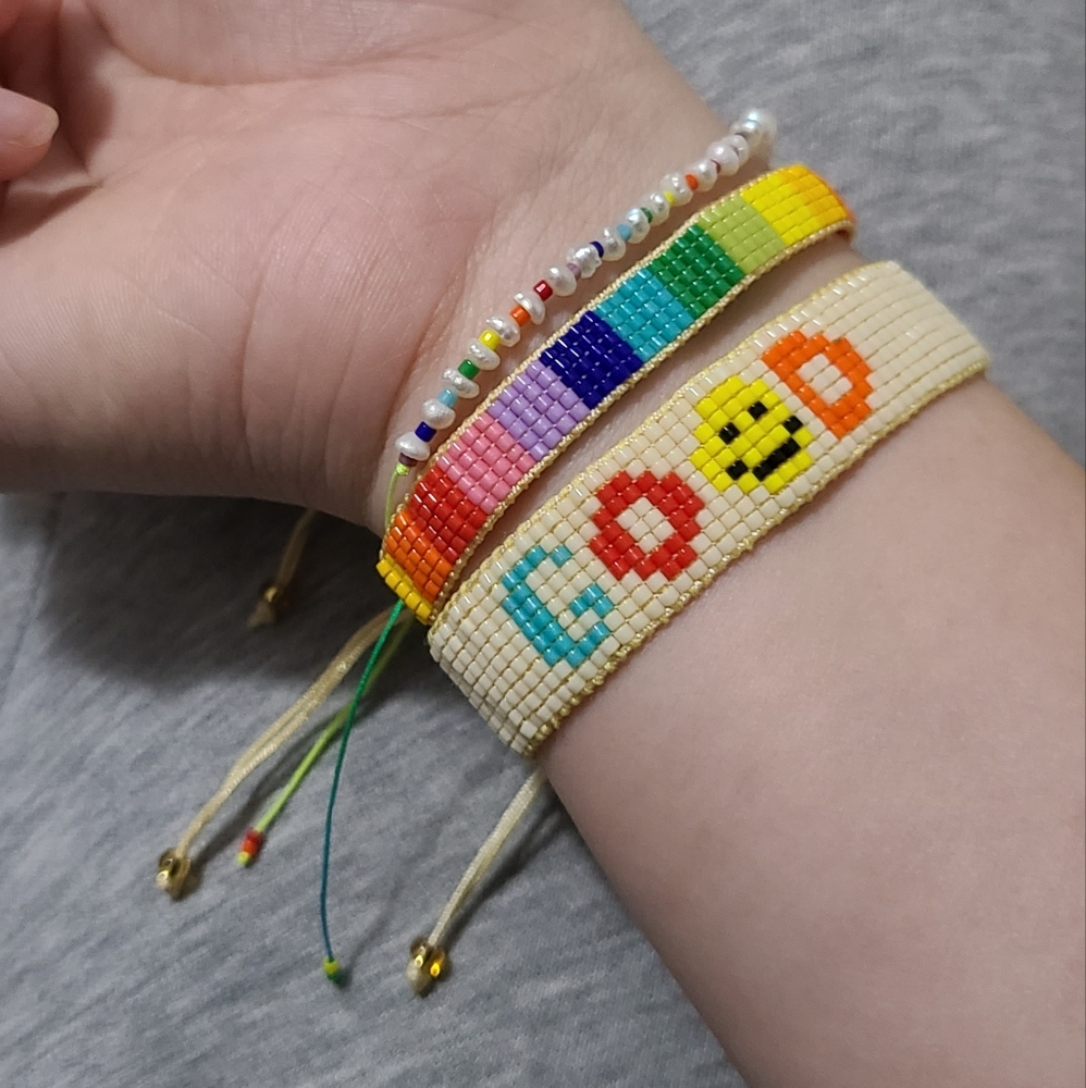Set of 3 Seedbead Freshwater Pearl Smile Rainbow Bracelets